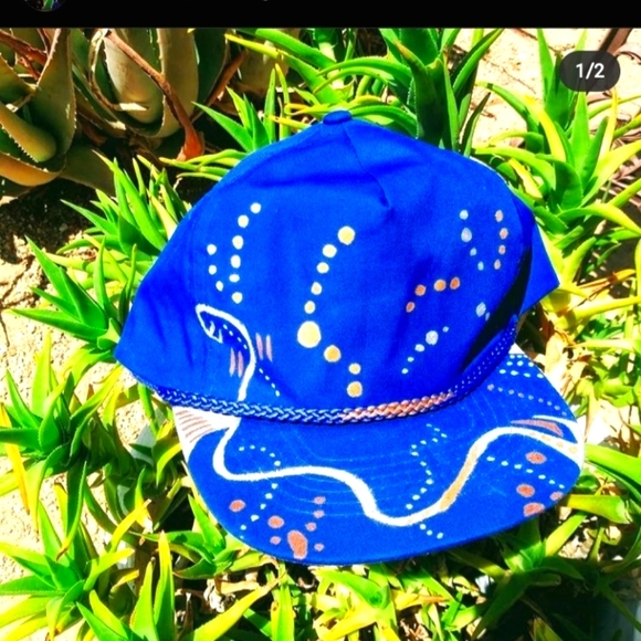 Hat/apparel - Picture 1 of 1